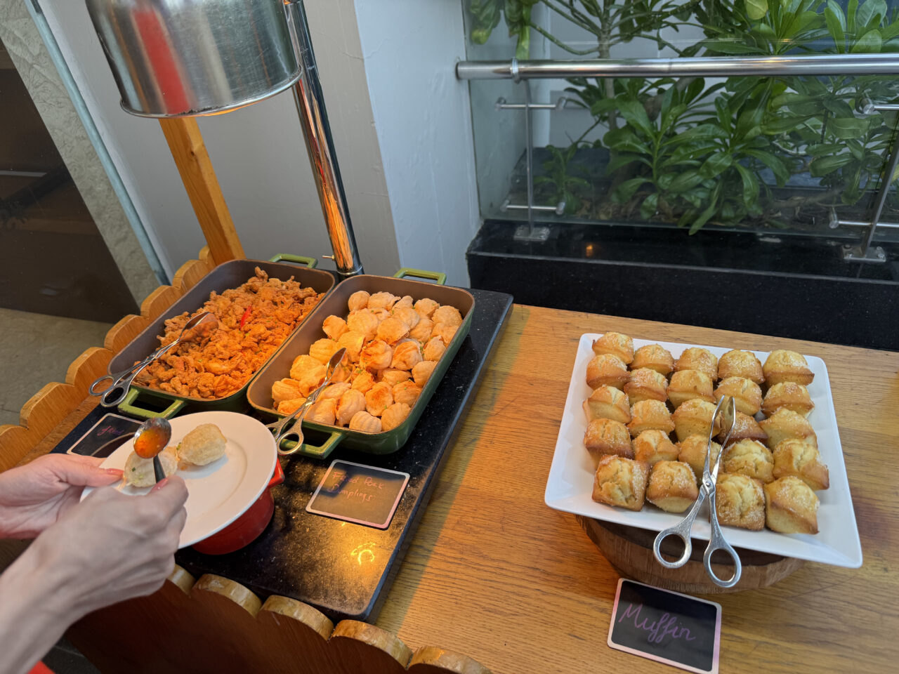 《宿泊記：フォーポイントバイシェラトン・ダナン》セレクトブランドで叶う上質な滞在｜魅力や概要、接客対応、客室